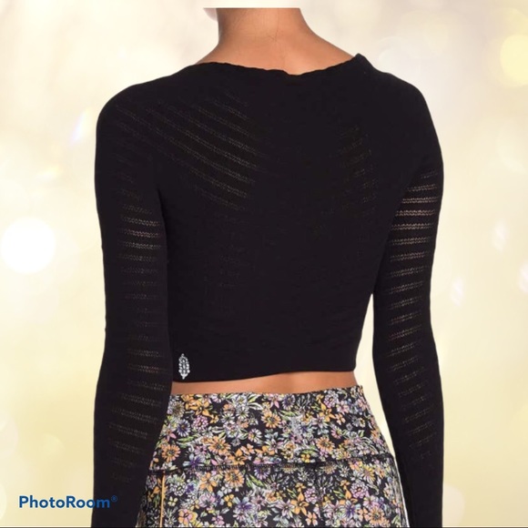 Free People Gone Adrift LS Cropped Top Black Small - Picture 2 of 5